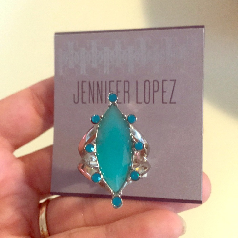 Jennifer Lopez ring NWT